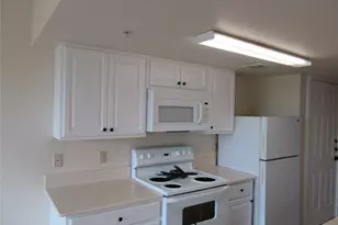 7522 Holly Hill Dr, Dallas, TX 75231 - Photo 5