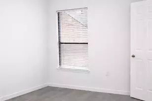 9600 Royal Ln, Dallas, TX 75243 - Photo 31