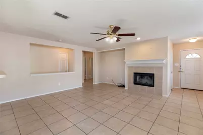 7928 Meadow Spring Lane, Fort Worth, TX 76120 - Photo 5