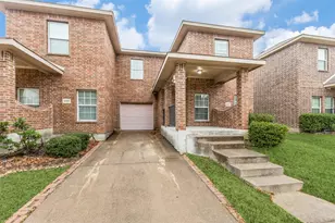 2217 Stonebrook Ln, Mesquite, TX 75181 - Photo 1