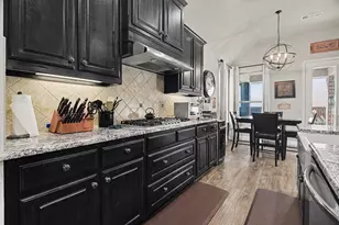 9924 Bitterroot Dr, Little Elm, TX 75068 - Photo 13