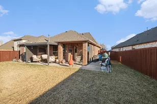 9924 Bitterroot Dr, Little Elm, TX 75068 - Photo 17