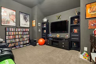 9924 Bitterroot Dr, Little Elm, TX 75068 - Photo 9