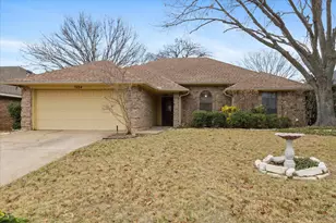 7824 Mahonia Dr, Fort Worth, TX 76133 - Photo 1