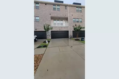 2739 Levee Lane, Lewisville, TX 75067 - Photo 3