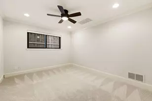 9608 Greensprint Dr, Dallas, TX 75238 - Photo 23