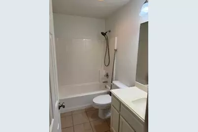 1926 Twin Oaks Circle, Grapevine, TX 76051 - Photo 17