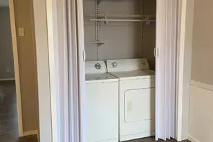 449 Thomas St, Burleson, TX 76028 - Photo 17