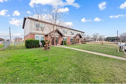 449 Thomas Street, Burleson, TX 76028 - Photo 5