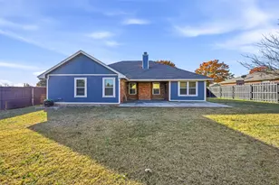 6421 Fairview Dr, Watauga, TX 76148 - Photo 19