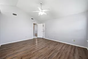 6421 Fairview Dr, Watauga, TX 76148 - Photo 15