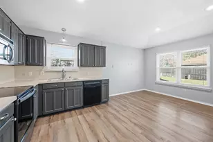 6421 Fairview Dr, Watauga, TX 76148 - Photo 7