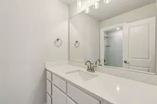 152 Swan Lake Dr, Waxahachie, TX 75165 - Photo 9