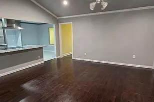 509 Royal Valley Rd, Grand Prairie, TX 75052 - Photo 3