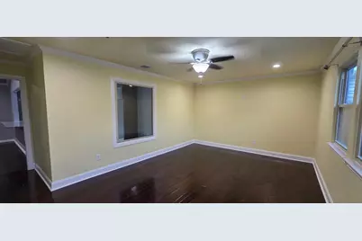 509 Royal Valley Road, Grand Prairie, TX 75052 - Photo 9