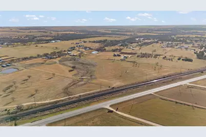 500 County Road 1105, Rio Vista, TX 76093 - Photo 9