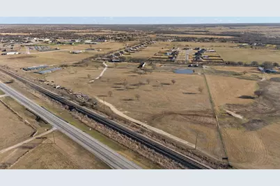 500 County Road 1105, Rio Vista, TX 76093 - Photo 7