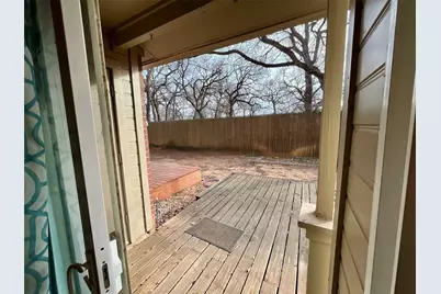 1450 Meadowood Village Drive, Fort Worth, TX 76120 - Photo 15