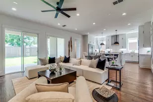 400 Cristler Ave, Dallas, TX 75223 - Photo 11