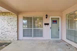 410 Charlotte St, Duncanville, TX 75137 - Photo 3