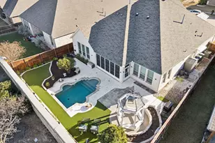 405 Green Valley Dr, McKinney, TX 75071 - Photo 33