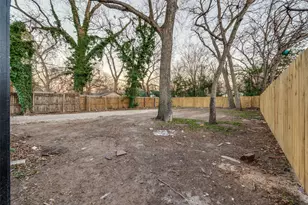 3242 Pine St, Dallas, TX 75215 - Photo 23