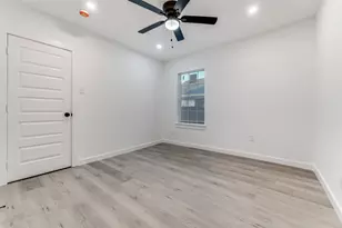 3242 Pine St, Dallas, TX 75215 - Photo 13