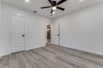 3242 Pine Street, Dallas, TX 75215 - Photo 17