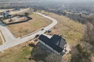 1830 Heritage Knll Dr, Sherman, TX 75092 - Photo 13