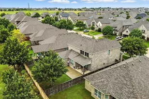 933 Spring Falls Dr, McKinney, TX 75071 - Photo 29