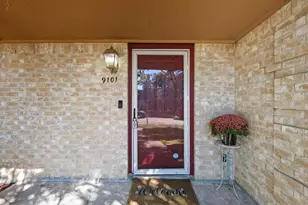 9101 Denver St, Rowlett, TX 75088 - Photo 3