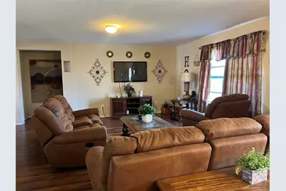 501 Hearthstone Drive, Lancaster, TX 75146 - Photo 7