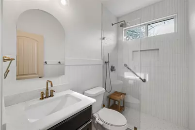 2434 Avenue A, Grand Prairie, TX 75051 - Photo 19