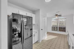 319 Faircrest Dr, Arlington, TX 76018 - Photo 13