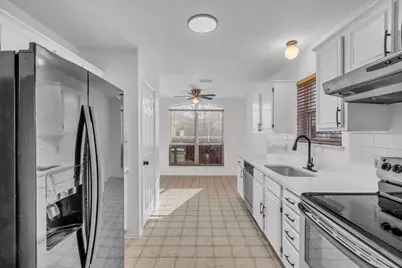 319 Faircrest Drive, Arlington, TX 76018 - Photo 11