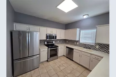 7926 Greengate Drive, Dallas, TX 75249 - Photo 13