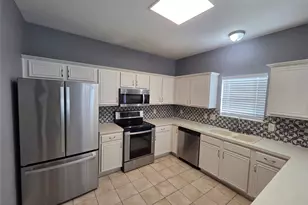 7926 Greengate Dr, Dallas, TX 75249 - Photo 13