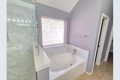 7926 Greengate Drive, Dallas, TX 75249 - Photo 23