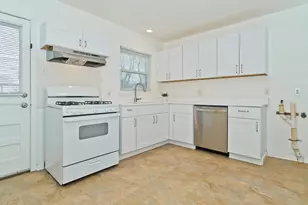 11717 Fernald Ave, Dallas, TX 75218 - Photo 9