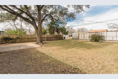 11717 Fernald Avenue, Dallas, TX 75218 - Photo 27
