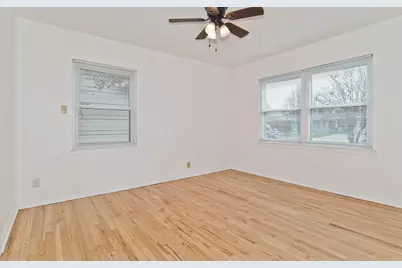 11717 Fernald Avenue, Dallas, TX 75218 - Photo 17