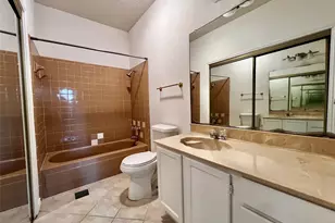 4800 W Lovers Ln, Dallas, TX 75209 - Photo 9