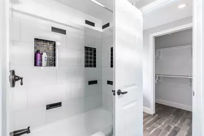 3829 Twin Falls Street, Irving, TX 75062 - Photo 21