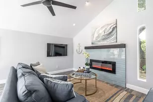 3829 Twin Falls St, Irving, TX 75062 - Photo 3