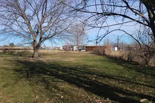 10936 Sam Reynolds Rd, Justin, TX 76247 - Photo 9