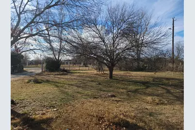 10936 Sam Reynolds Road, Justin, TX 76247 - Photo 3