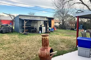 4321 Greenbriar Dr, Bellmead, TX 76705 - Photo 11