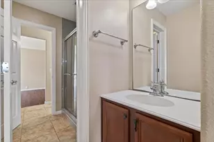 810 Highland Hills Dr, Frisco, TX 75036 - Photo 31