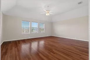 810 Highland Hills Dr, Frisco, TX 75036 - Photo 33