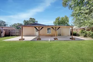 2509 Avenel Dr, Farmers Branch, TX 75234 - Photo 25